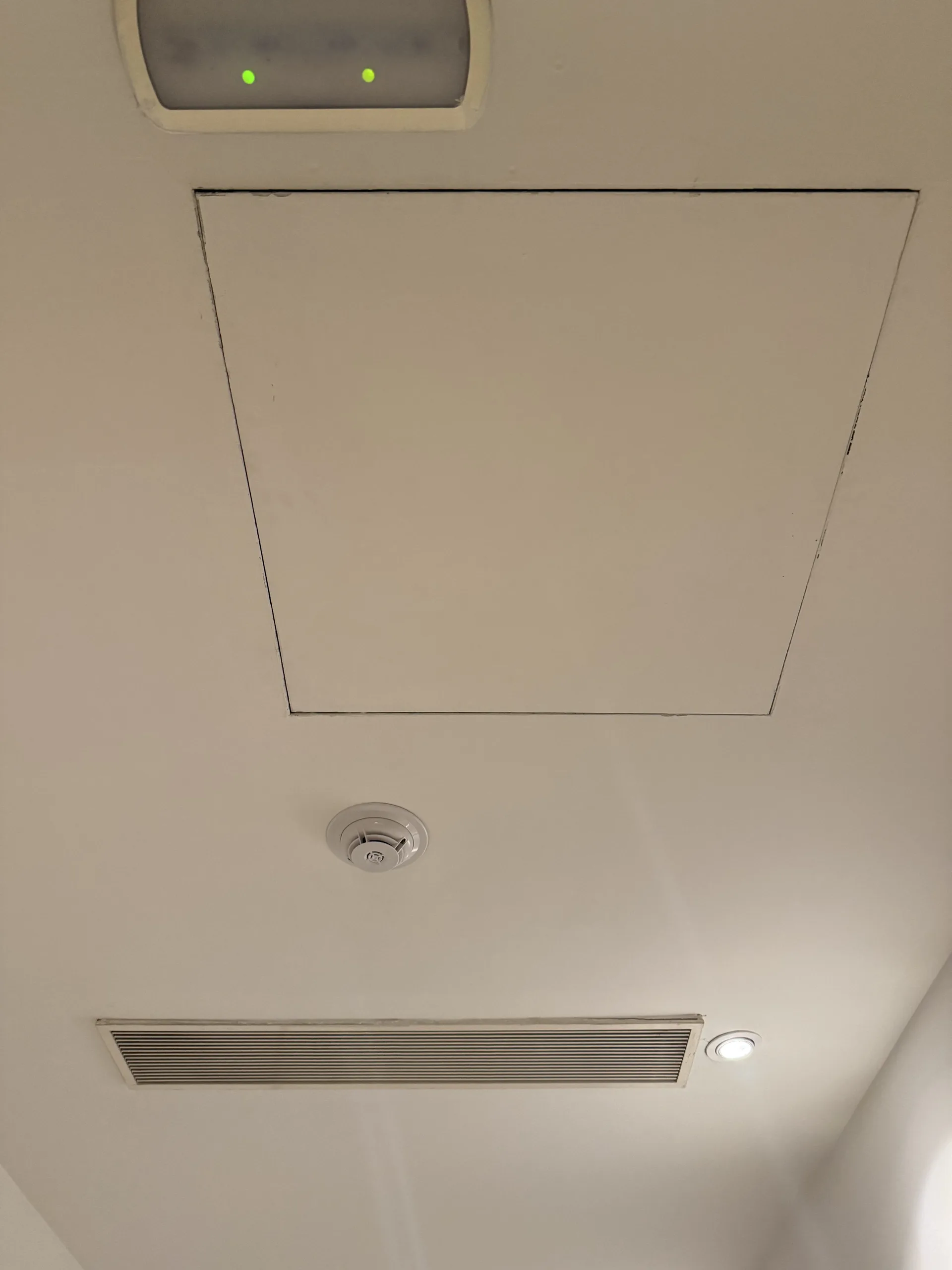 Linea perimetrale costante di un accesso tecnico PERMALINE